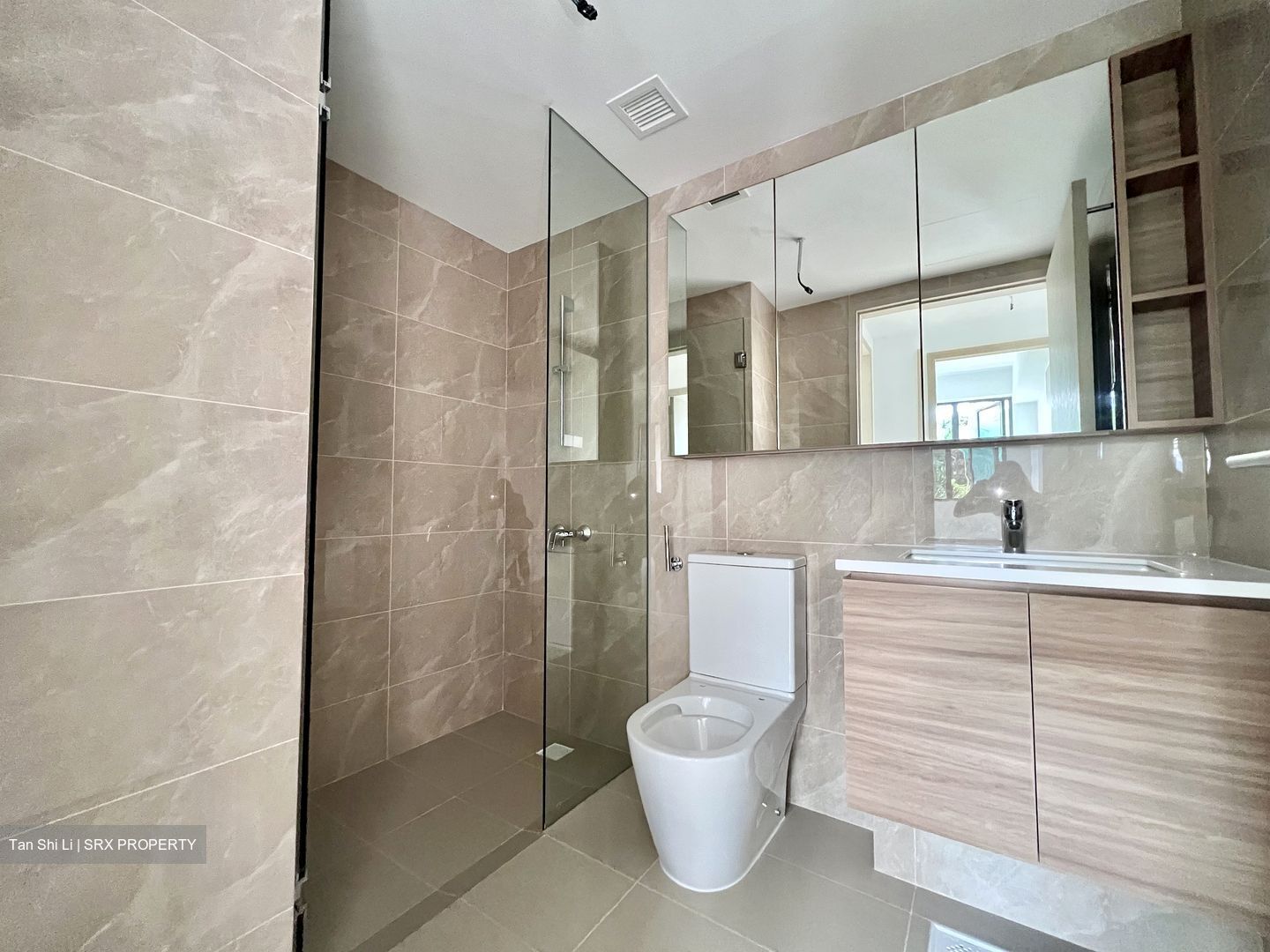 Treasure at Tampines (D18), Condominium #504032511